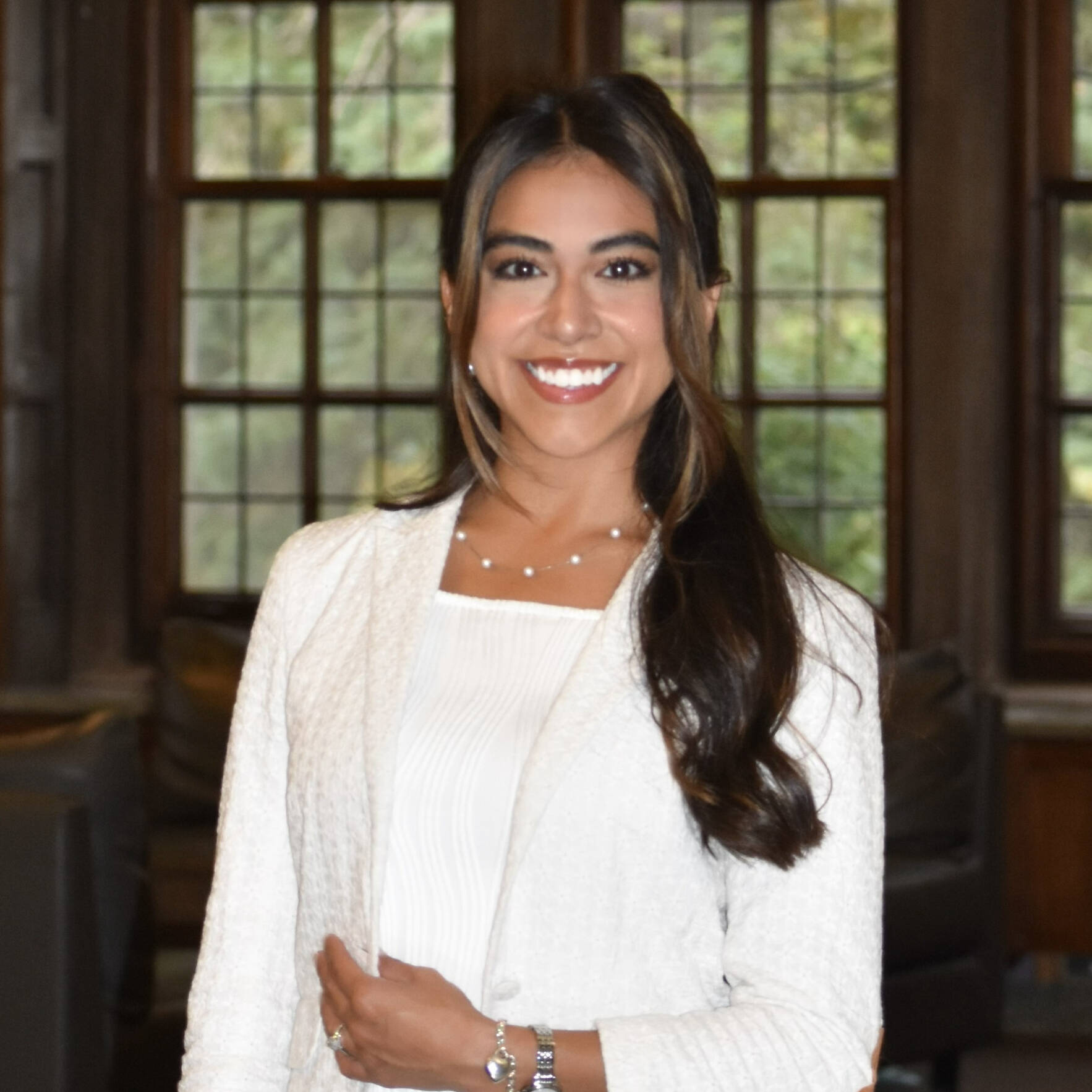 Mar Carrillo Headshot